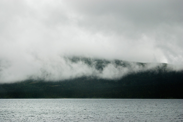 Moln och fjäll