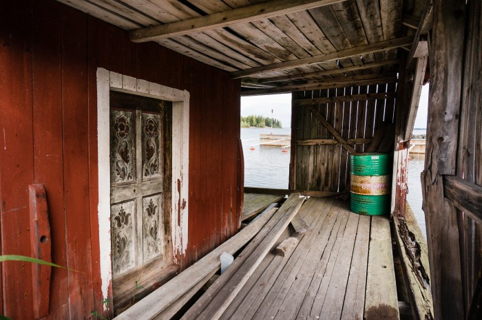 Båtskjul i Brändö hamn.